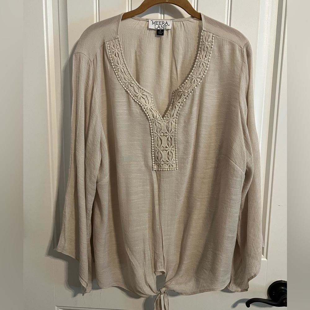 #1170. Meera Lane Long Sleeve Cream V-Neck w/Front Tie & Crochet Detail. Size 1X